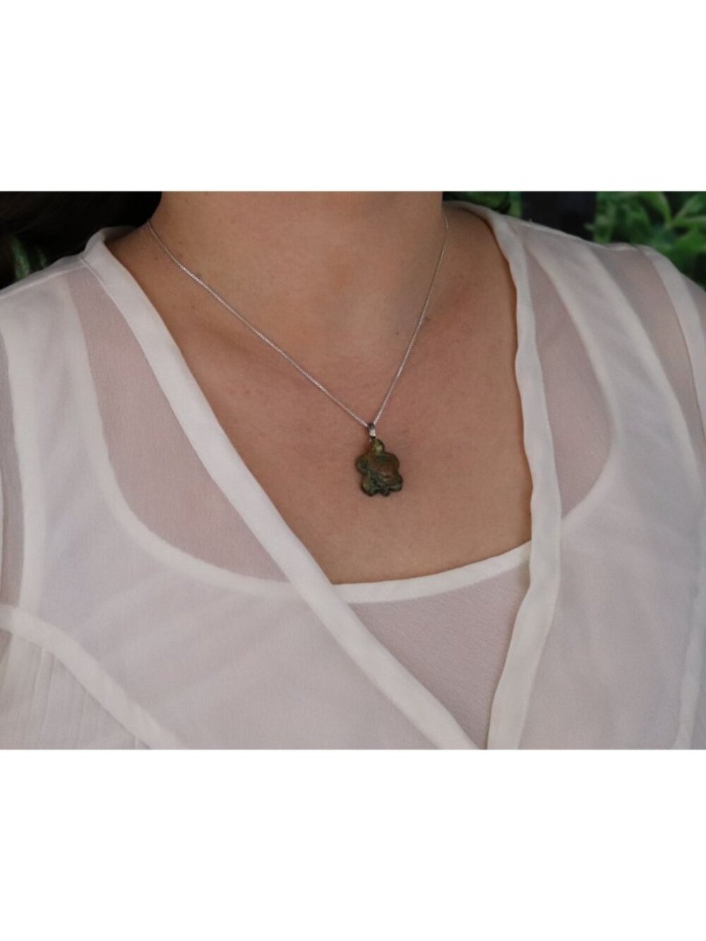 Pendant Only Carved Unakite Turtle Pendant 1" x 5/8" - Picture 2 of 6